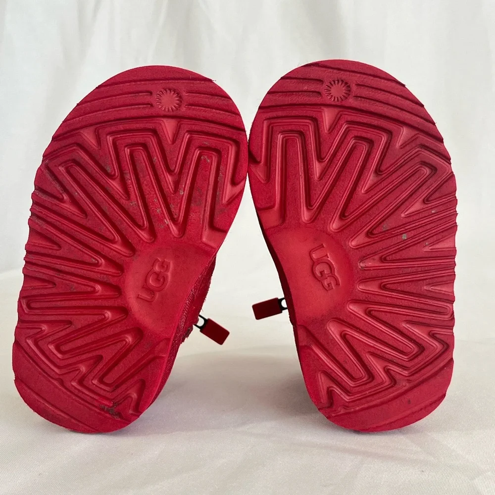UGG Neumel Red Suede Chukka Boots Toddler 6 Unisex 1017320T